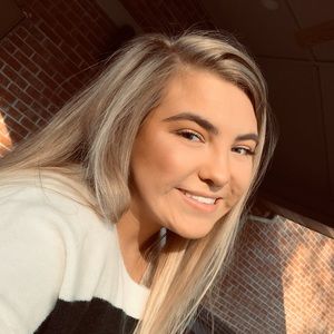 Meet your Posher, Kaylie